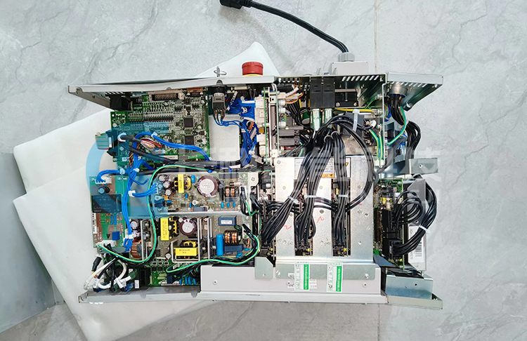 Sankyo三協(xié)控制柜SC5000拆機(jī)檢測維修 Sankyo三協(xié)控制柜SC5000拆機(jī)檢測維修