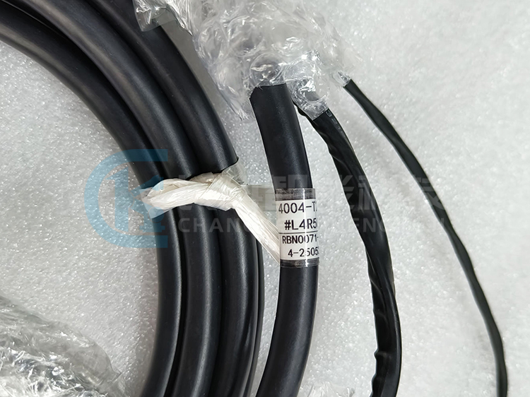 發(fā)那科焊槍動(dòng)力電纜A660-4004-T260 發(fā)那科焊槍動(dòng)力電纜A660-4004-T260